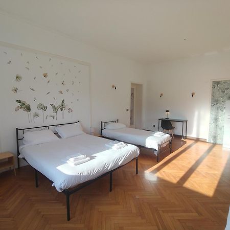 Dock Bay Lodge Hostello Триест Экстерьер фото